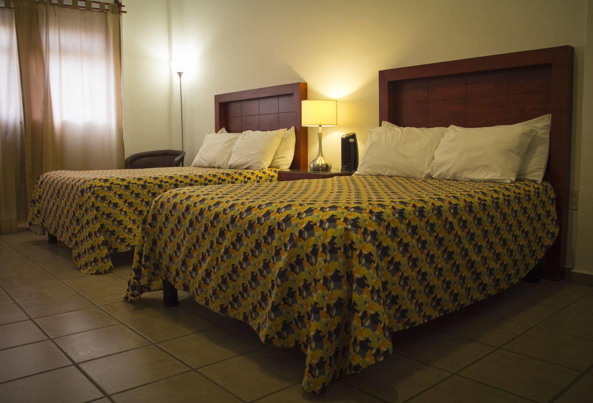 Hotel San Miguel Pénjamo Eksteriør billede